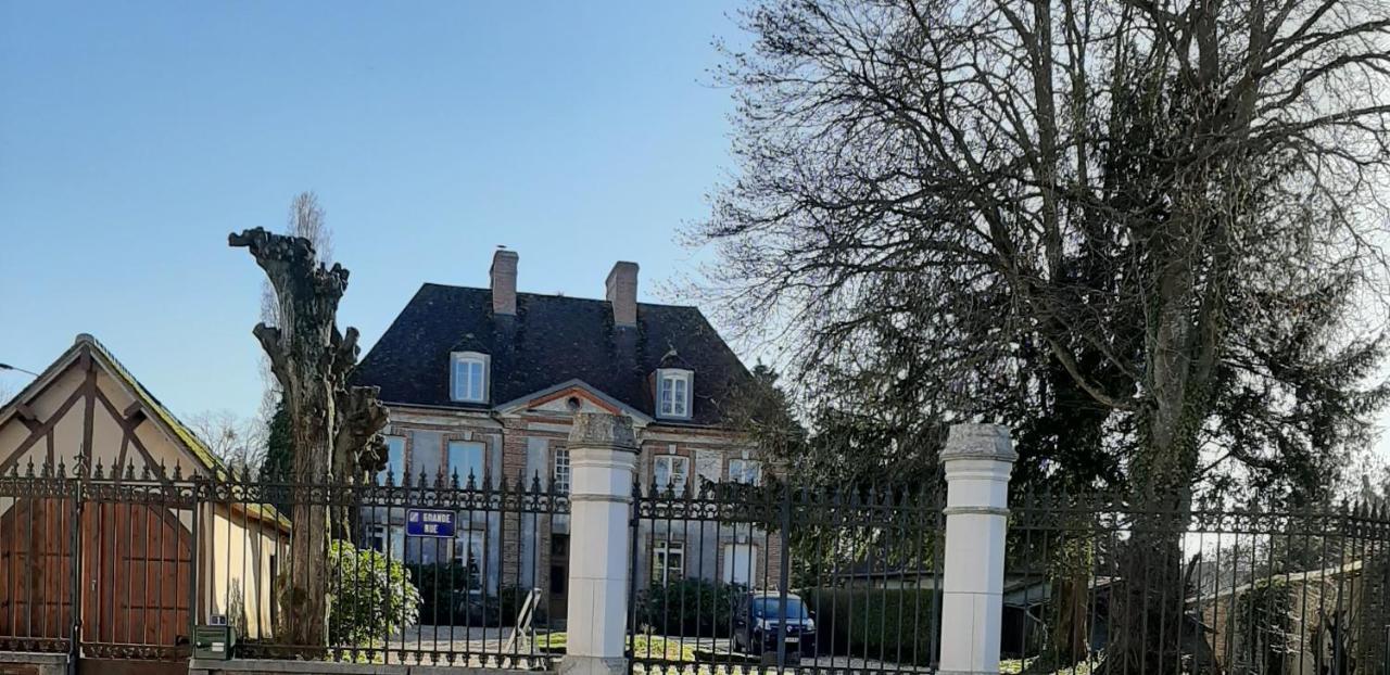 Bed and Breakfast Au Manoir De La Barre Exterior foto