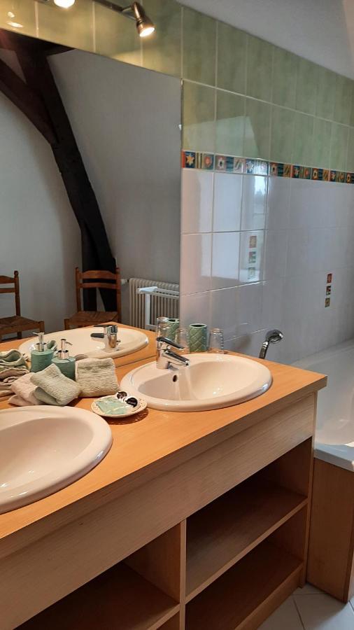 Bed and Breakfast Au Manoir De La Barre Exterior foto